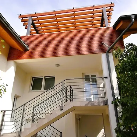 House Stepic Lägenhet